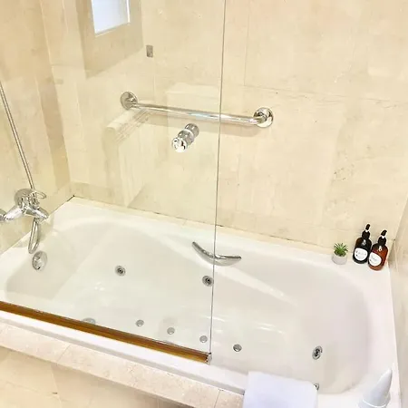 Grossi Centro Garaje * Oviedo